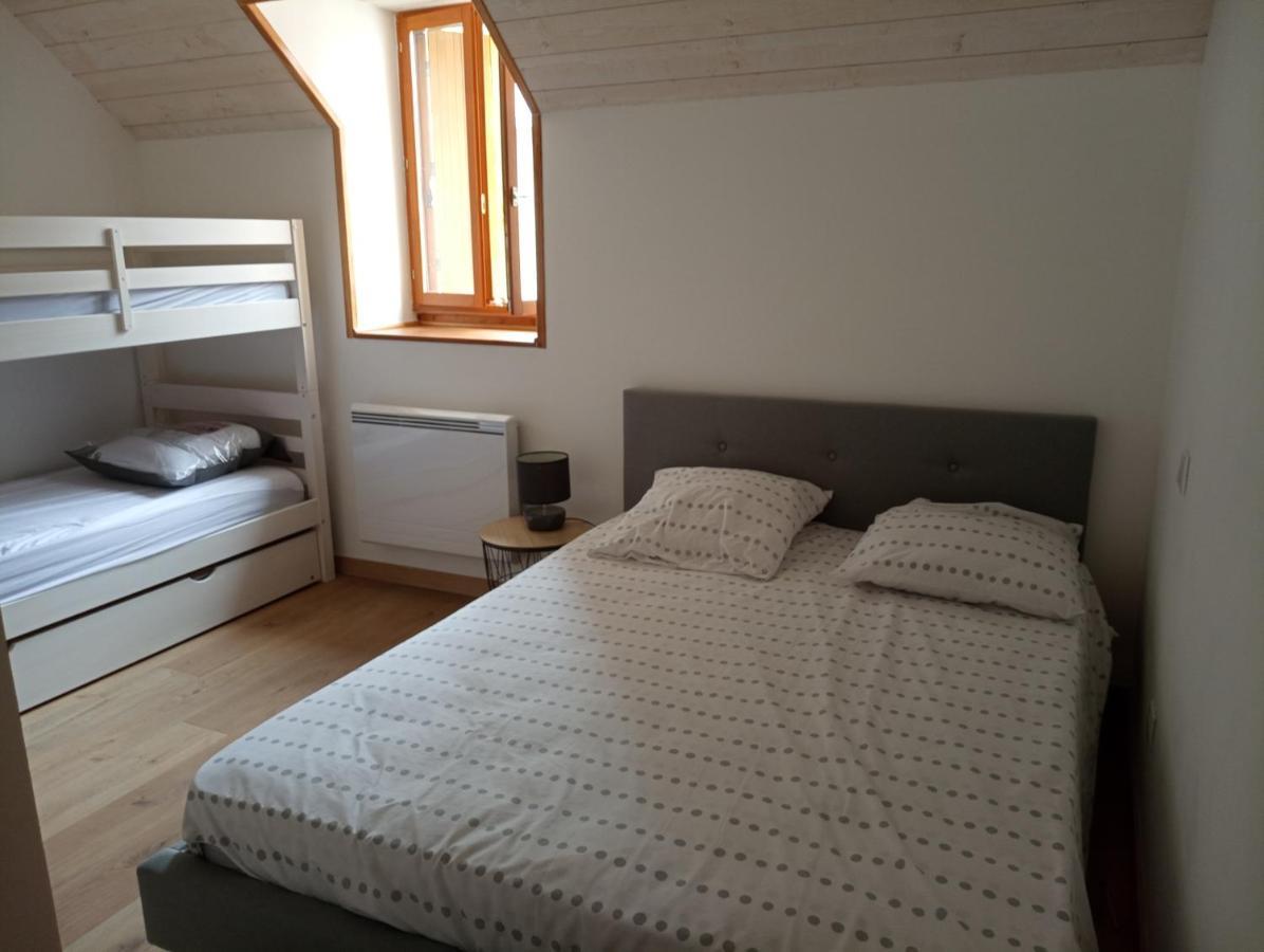 Jolie Maison De Ville En Bord De Neste 8/9 Pers Sarrancolin Buitenkant foto